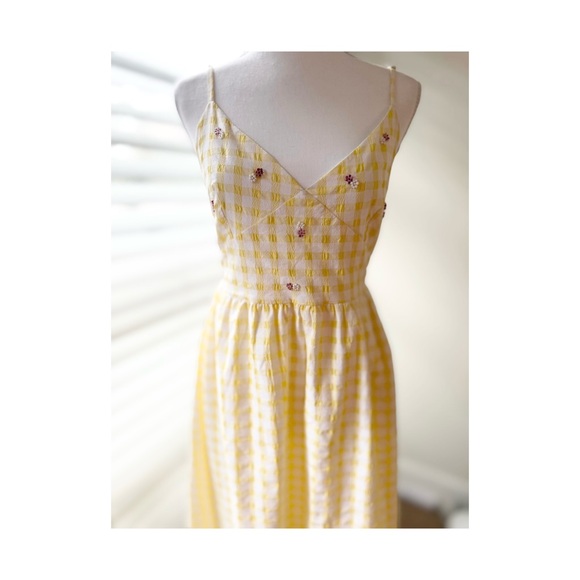 Zara Yellow Gingham Spaghetti-Strap Midi Dress - Picture 2 of 6